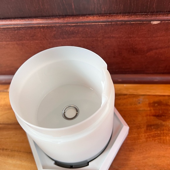 NIB Young Living Lantern Diffuser - Picture 5 of 7